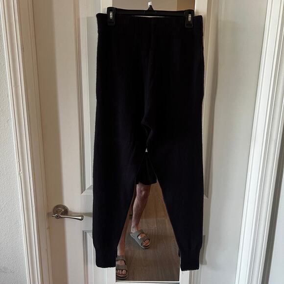 Morgan Lane Cashmere Purple Jogger Pants Size Small - Picture 4 of 4
